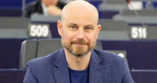 Anëtari i Parlamentit Evropian, Vladimir Bilçik, thotë se nuk ka alternativë për dialogun mes Kosovës e Serbisë