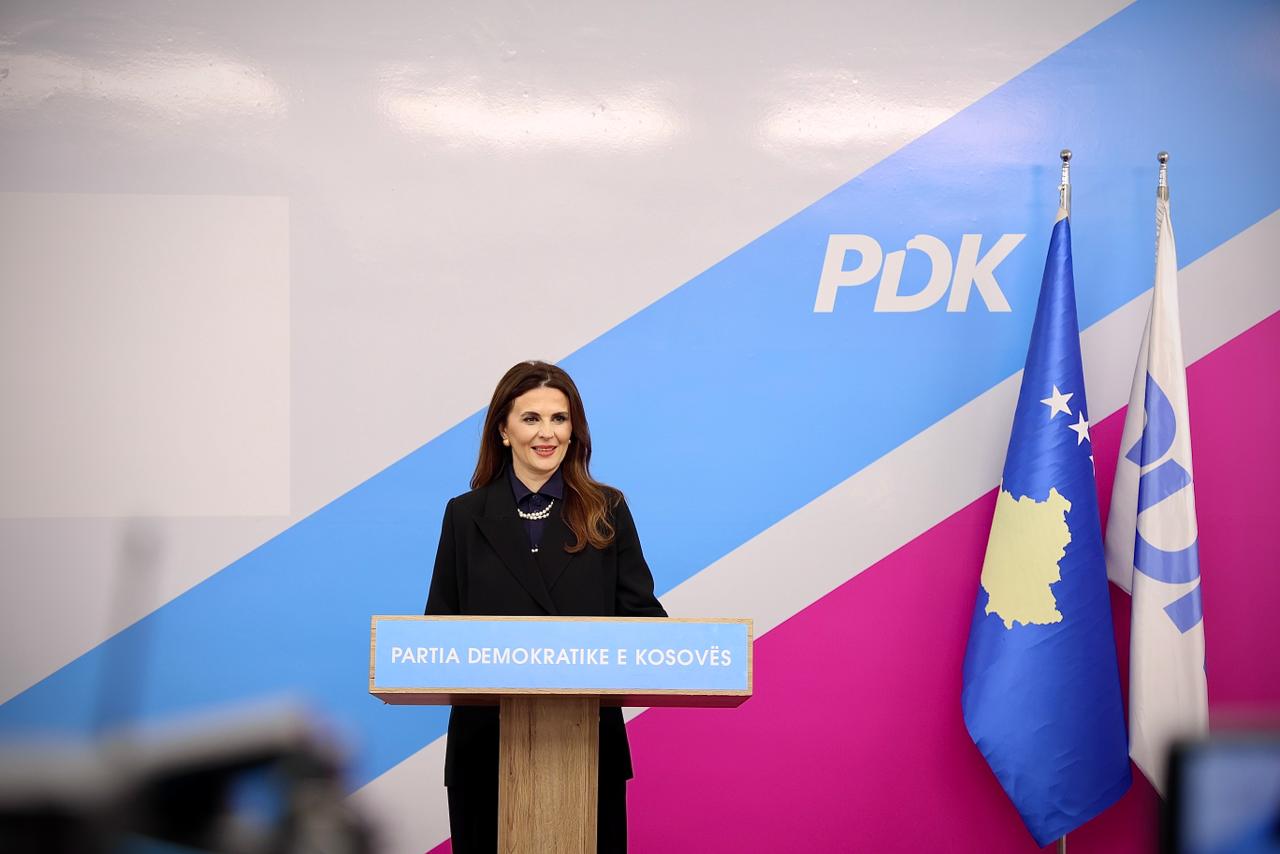 Vlora Çitaku  Zgjedhja e presidentit s varet vetëm nga PDK  Kurti s ka dërguar asnjë kërkesë zyrtare