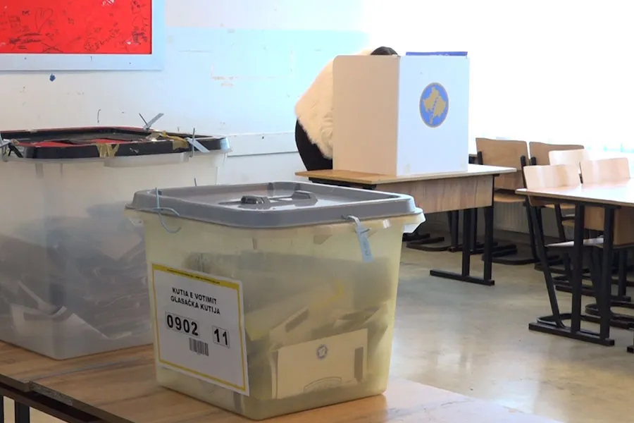 Deri në ora 11 00  dalja në votime ka qenë më e vogël se sa në të njejtën periudhë kohore në zgjedhjet paraprake