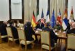 Kryetari i Serbisë, Aleksandar Vuçiq, priti në takim ambasadorët e Amerikës, Anglisë, Francës, Gjermanisë dhe të Italisë