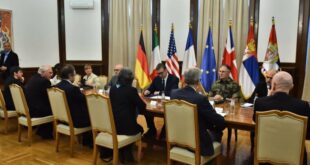 Kryetari i Serbisë, Aleksandar Vuçiq, priti në takim ambasadorët e Amerikës, Anglisë, Francës, Gjermanisë dhe të Italisë