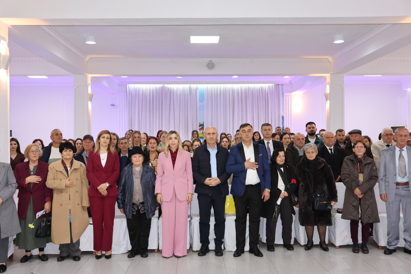 Eliona Alimani  PËRKUJTUAM ME SUKSES TË REJA 100 VJETORIN E SHKOLLËS 9 VJEÇARE  AHMET CAMI  GJORICË