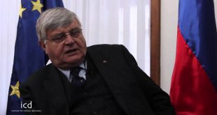 Ish-gjyqtari i Tribubalit të Hagës, Wolfgang Schomburg thotë se Gjykata Speciale është diskrimininuese për Kosovën