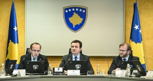 Qeveria e Kosovës ka shfuqizuar vendimin për benificione dhe ka shkarkuar bordin e ndërmarrjes publike Telekomi