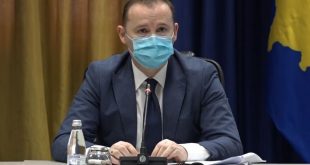 Ish-ministri Armend Zemaj dyshon se numri i rasteve të infektuarve me Covid-19 në vend nuk është real