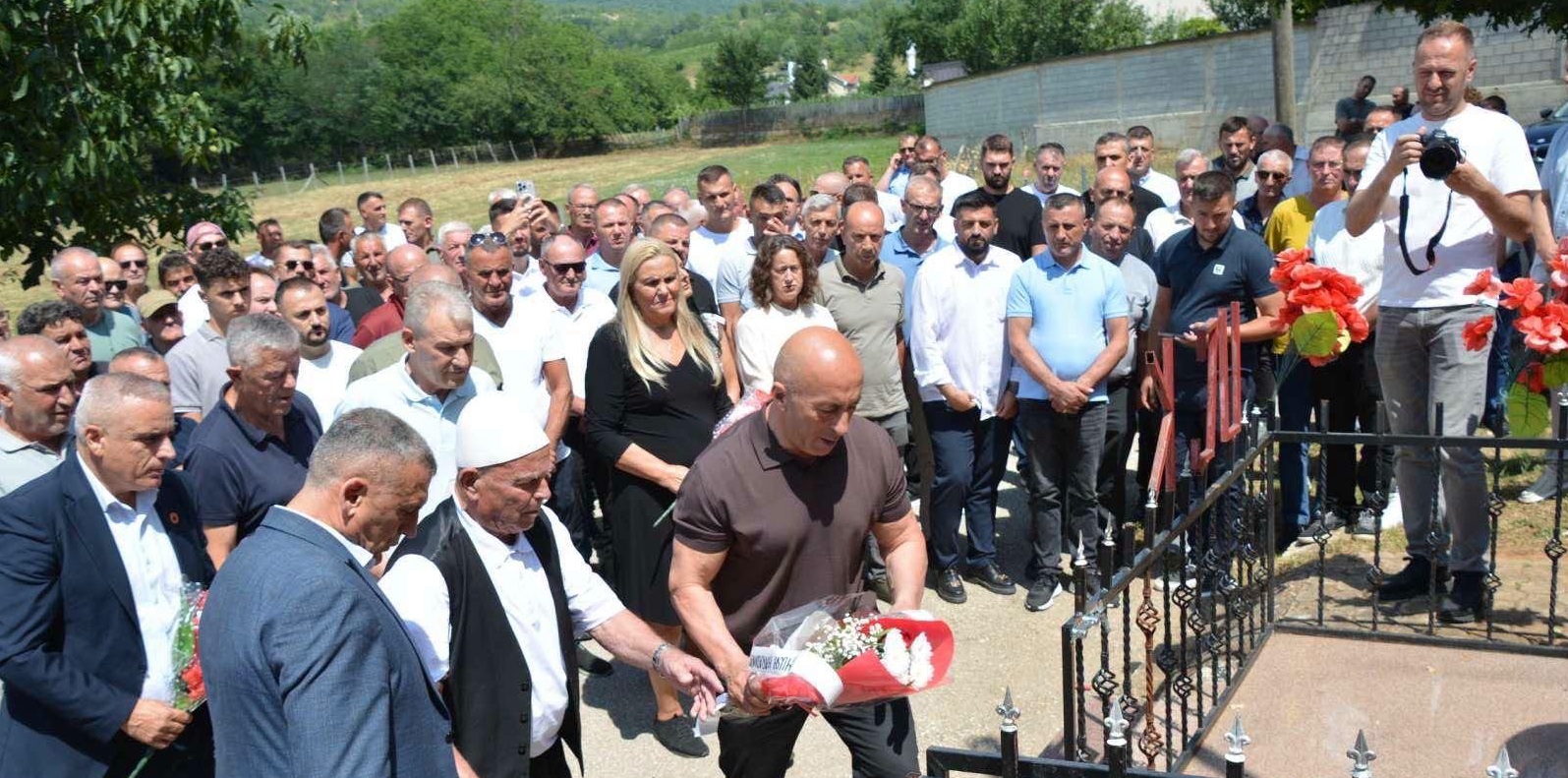 Në Voksh u përkujtua Heroi i Kombit Agim Mazrekaj
