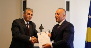 AAK bën koalicion me PSDK dhe Ballin Kombëtar