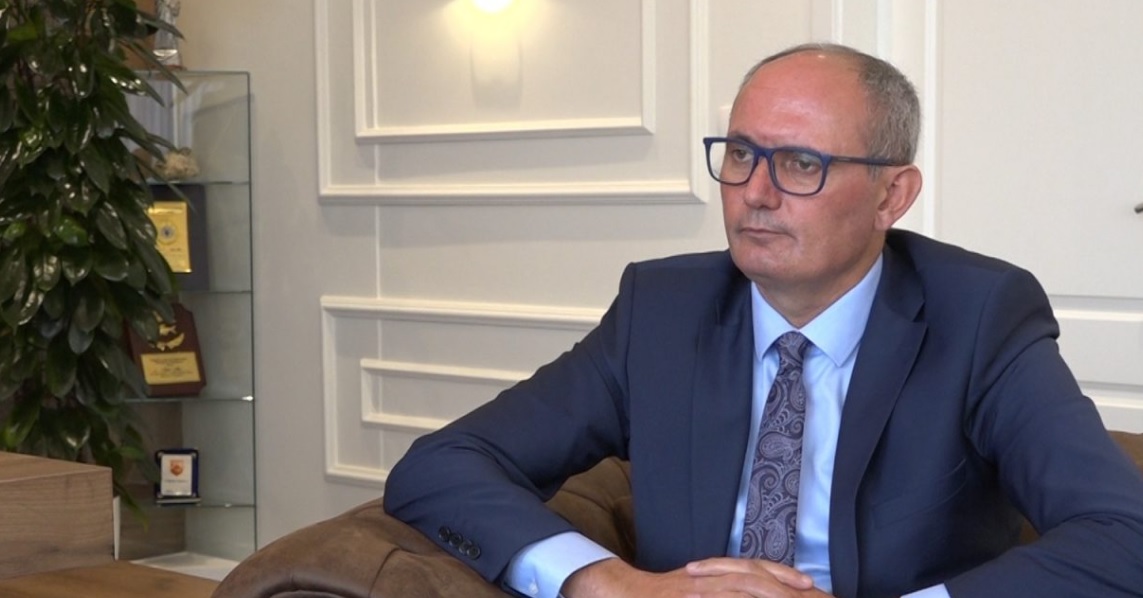 Kryetari i Ferizajt  Agim Aliu vizitoi anëtarët e Komisionit Komunal Zgjedhor  të lënduar në aksident