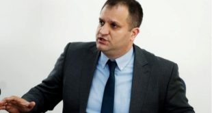 Kryetari i Prishtinës, Shpend Ahmeti: Ministwr Stavileci trego se si kemi mbet pa rezerva të thëngjillit