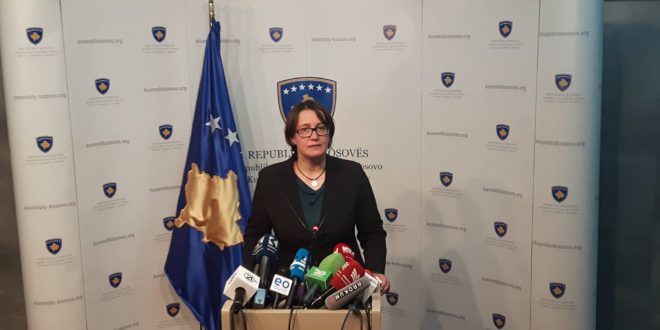 Aida Dërguti: Do të bashkëpunojmë me Qeverinë Haradinaj vetëm për ta mbrojtur interesin kombëtar