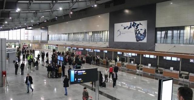 Aeroporti “Adem Jashari”