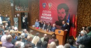 Në 20-vjetorin e rënies u përkujtua dëshmori i radhëve të para të UÇK-së, Adrian Krasniqi