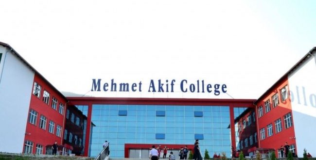 Pesë shtetas turq, drejtues të kolegjit, “Mehmet Akif'”, në Lypjan, janë arrestuar nga Policia e Kosovës