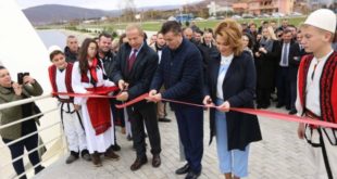 Kryetari i Mitrovicës nga radhët e AKR-së, Agim Bahtiri, përuroi liqenin artificial në luginën e Ibrit