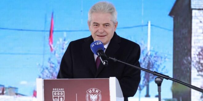 Ahmeti: Kosova u çlirua fal gjakut të dëshmorëve dhe ndihmës së aleatëve