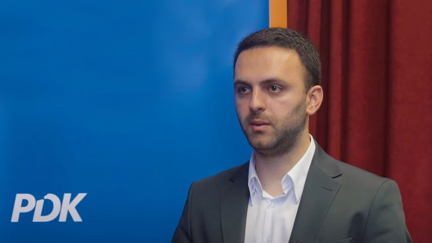 Altin Krasniqi i përgjigjet ambasadorit britanik   Verifikoni faktet  kjo nuk i bën nder as juve  as Britanisë 