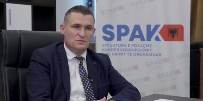 Ambasada amerikane në Tiranë përgëzon Altin Dumanin për zgjedhjen në postin e Kryeprokurorit të ardhshëm të SPAK-ut.