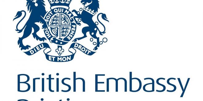 Ambasada britaneze thotë se nuk është koha për manovrime politike, megjithatë duhet të respektohet Kushtetua e Kosovës
