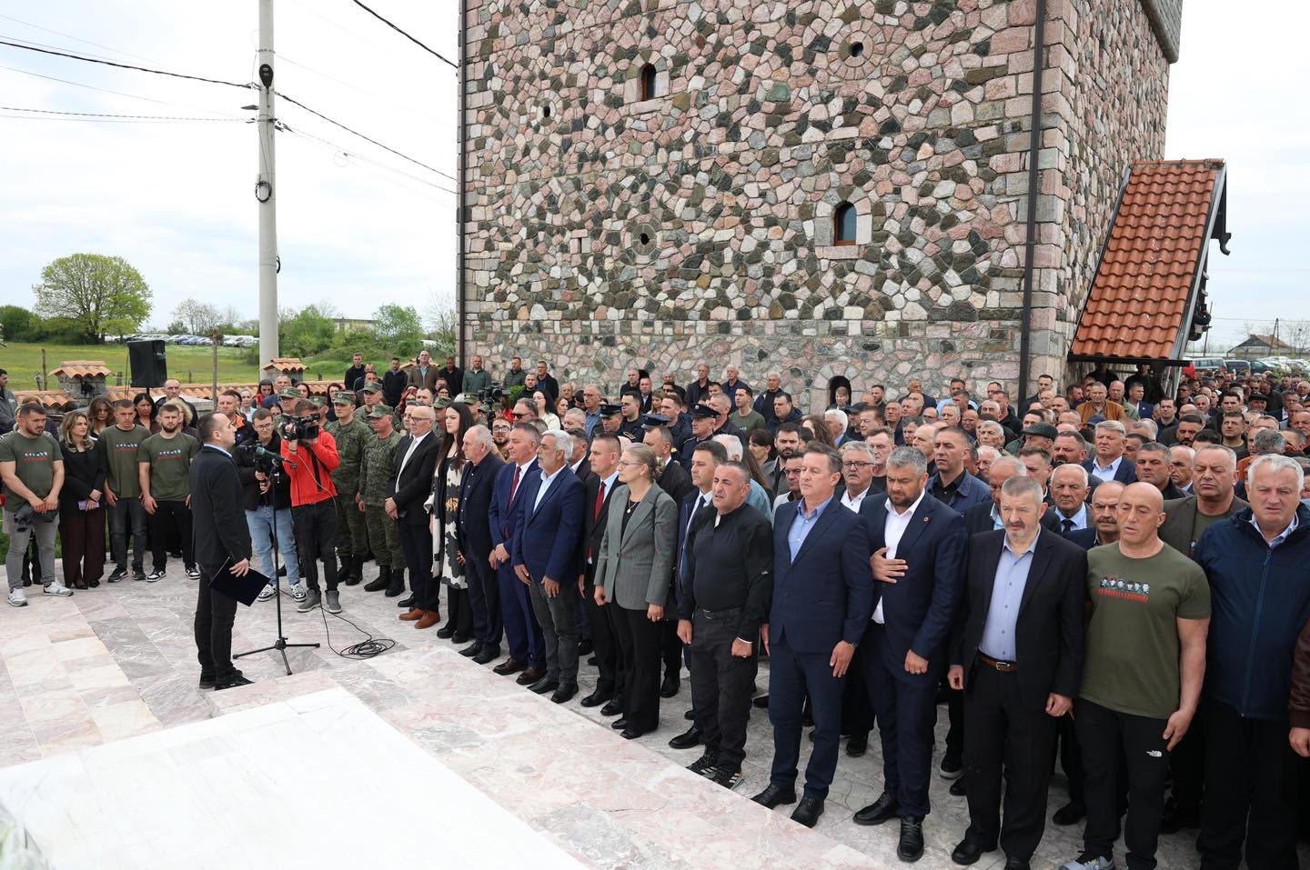 27 vjet nga rënia heroike e Shkëlzen Haradinajt dhe bashkëluftëtarëve   kujtesë e gjallë e sakrificës për liri