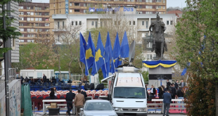 12 persona arrestohen për ‘prishje rendi’ gjatë ceremonisë së Thaçit