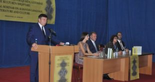 Ministri Bajrami hapi Seminarin e 36-të Ndërkombëtar, për Gjuhën Letërsinë e Kulturën shqiptare