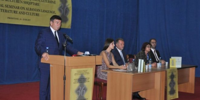 Ministri Bajrami hapi Seminarin e 36-të Ndërkombëtar, për Gjuhën Letërsinë e Kulturën shqiptare