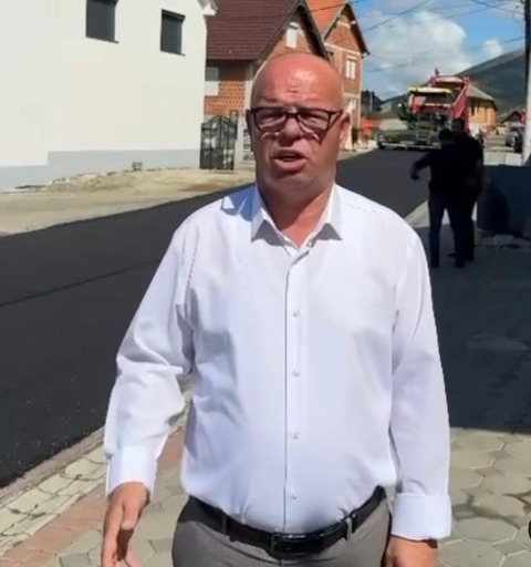 Filluan punimet për asfaltimin e rrugës në aksin Rahovec   Drenoc   Senoc   Pastasel   Polluzhë   Sarosh