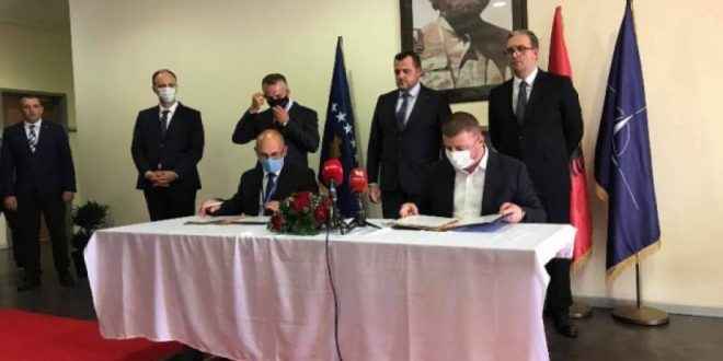 AShNA dhe Albcontrol arrijnë marrëveshe për hajen e korridorit ajror ndërmjet Kosovës dhe Shqipërisë