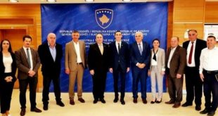 Një delegacion i Aleancës Kosovare të Bizneseve është takuar sot me ministrin e MTI-së, Endrit Shala