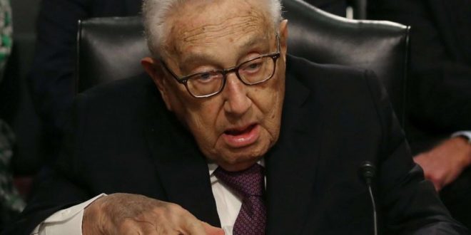 Henry Kissinger: Koronavirusi mund të shkaktojë një “katastrofë ekonomike” që mund të zgjasë për breza të tërë