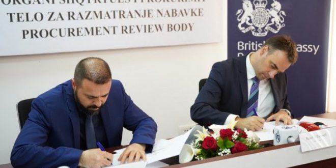 OSHP dhe Ambasada e Anglisë, kanë nënshkruar memorandum mirëkuptimi, për transparencë e përgjegjësi