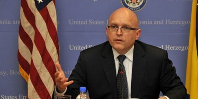 Reeker: SHBA-ja është e gatshme që të përfshihet në dialogun Kosovë-Serbi pasi palët t'i kthehen këtij procesi