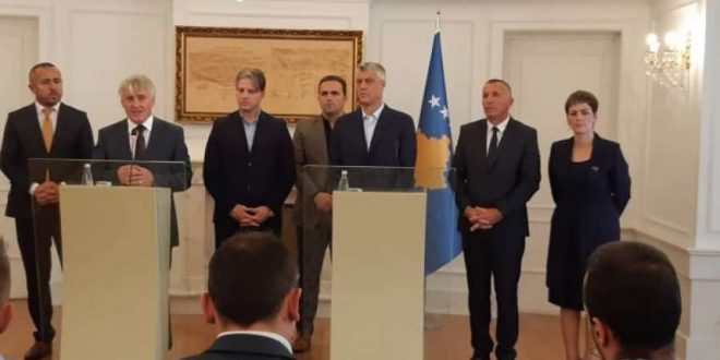 Kryetari Thaçi e vlerëson të rëndësishme bashkimin e shqiptarëve në Kosovën Lindore në një listë të përbashkët zgjedhore