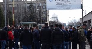 Mbi 350 minatorë të gjigandit Trepça e kanë bojkotuar sot punën, për shkak të mos nuk i kanë marr pagat