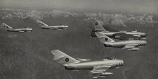 Albert Zholi: 74-vjetori i forimit të Aviacionit Luftarak Shqiptar
