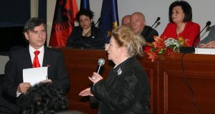 Nga Shoqata Labëria “Nderi i Kombit”, shkrimtari Albert Zholi merr titullin e lartë “Personalitet i Shquar i Labërisë”