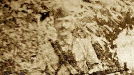 prof-dr-sabile-kecmezi-basha-jataket-dhe-bunkeret-e-lirise-kush-ishte-aziz-zhilivoda-28