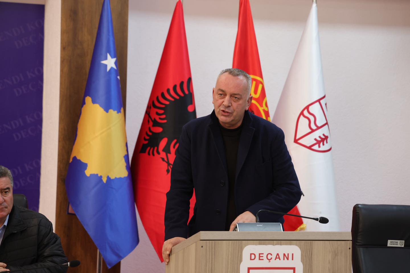 U mbajt takimi i Dytë Publik me qytetarët e komunës së Deçanit