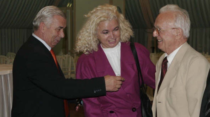 prof-dr-sabile-kecmezi-basha-bace-adem-demaci-historia-qe-ecen-mes-nesh