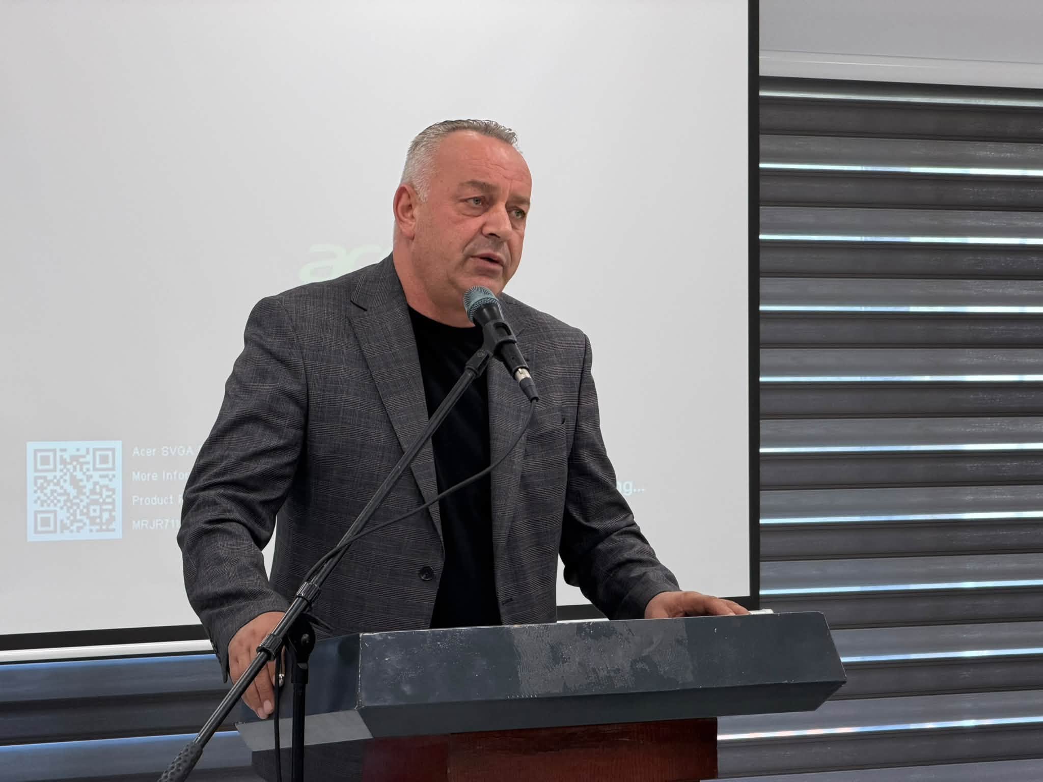 U shënua Dita Botërore e Turizmit  në kuadër të bashkëpunimit mes Komunës së Deçanit dhe Universitetit  Haxhi Zeka  