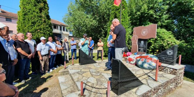 Sot në Junik, në 24-vjetorin e rënies, u përkujtua dëshmori i kombit, Bashkim Leku