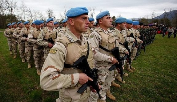 Trupat shqiptare arrijnë në Poloni