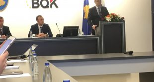 Guvernatori i Banka Qendrore të Kosovës, Fehmi Mehmeti thotë se rritja ekonomike 4 %, ndikoi deficiti tregtar
