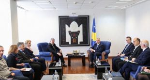 Kryeministri Haradinaj, ka pritur në një takim përfaqësuesit e Bashkimit të Sindikatave të Pavarura të Kosovës