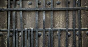 Prof.dr. Sabile Keçmezi- Basha: JATAKËT DHE BUNKERËT E LIRISË - DËNIMET DRAKONIKE PËR JATAKËT E HASAN REMNIKUT (12)