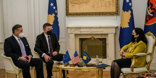 Emisari i BE-së për dialogun, Miroslav Lajcak, dha një mesazh pas takimeve të sotme, me Vjosa Osmanin e Albin Kurtin