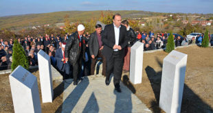 Në fshatin Çabiq u përurua Kompleksi Memorial “ Monumenti i Lirisë”, kushtuar komandat Mujë Krasniqit