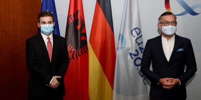 Cakaj i thekson homologut të tij gjerman fuqishëm, nevojën e menjëhershme të liberalizimit të vizave për Kosovën