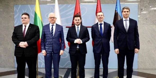 Cakaj: Polonia, Lituania, Letonia dhe Estonia e mbështesin hapjen e negociatave për anëtarësim e Shqipërisë