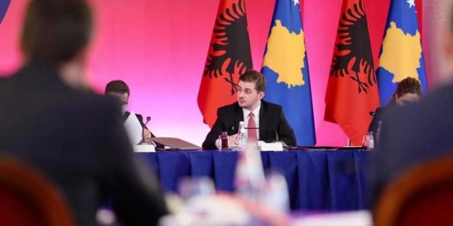 Cakaj: Mbështetja institucionale për Kosovën Lindore, nuk është vetëm detyrë e patjetërsueshme kombëtare